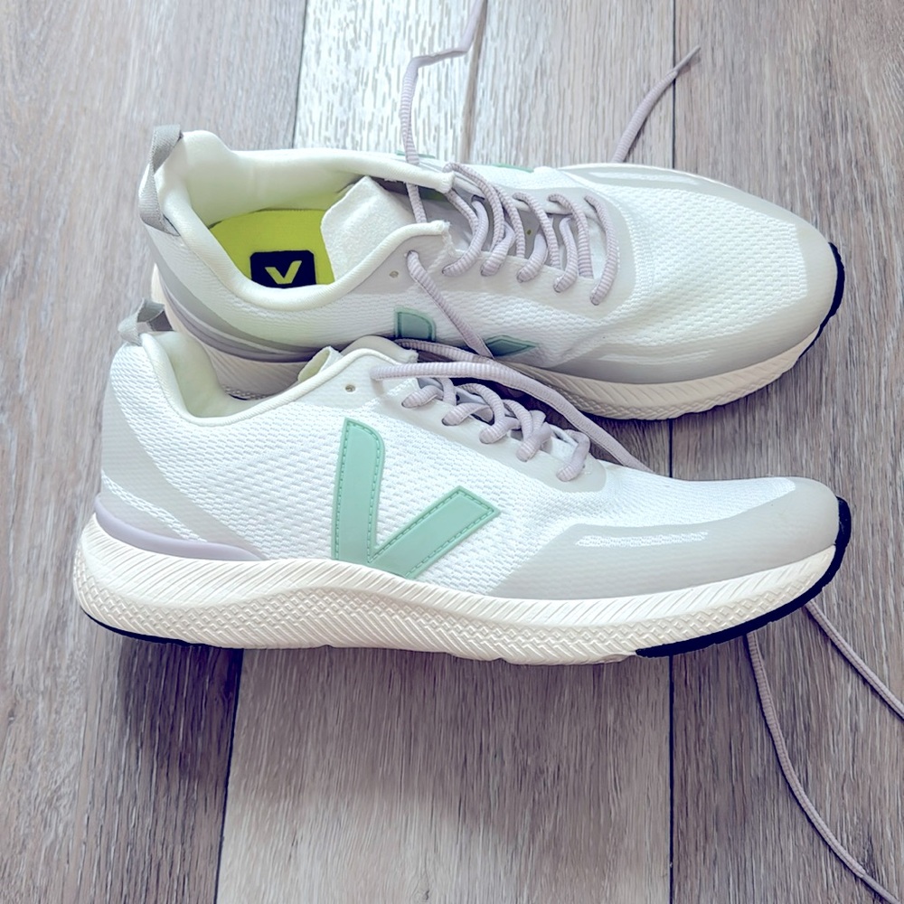 VEJA 
Impala Shoes - Women's